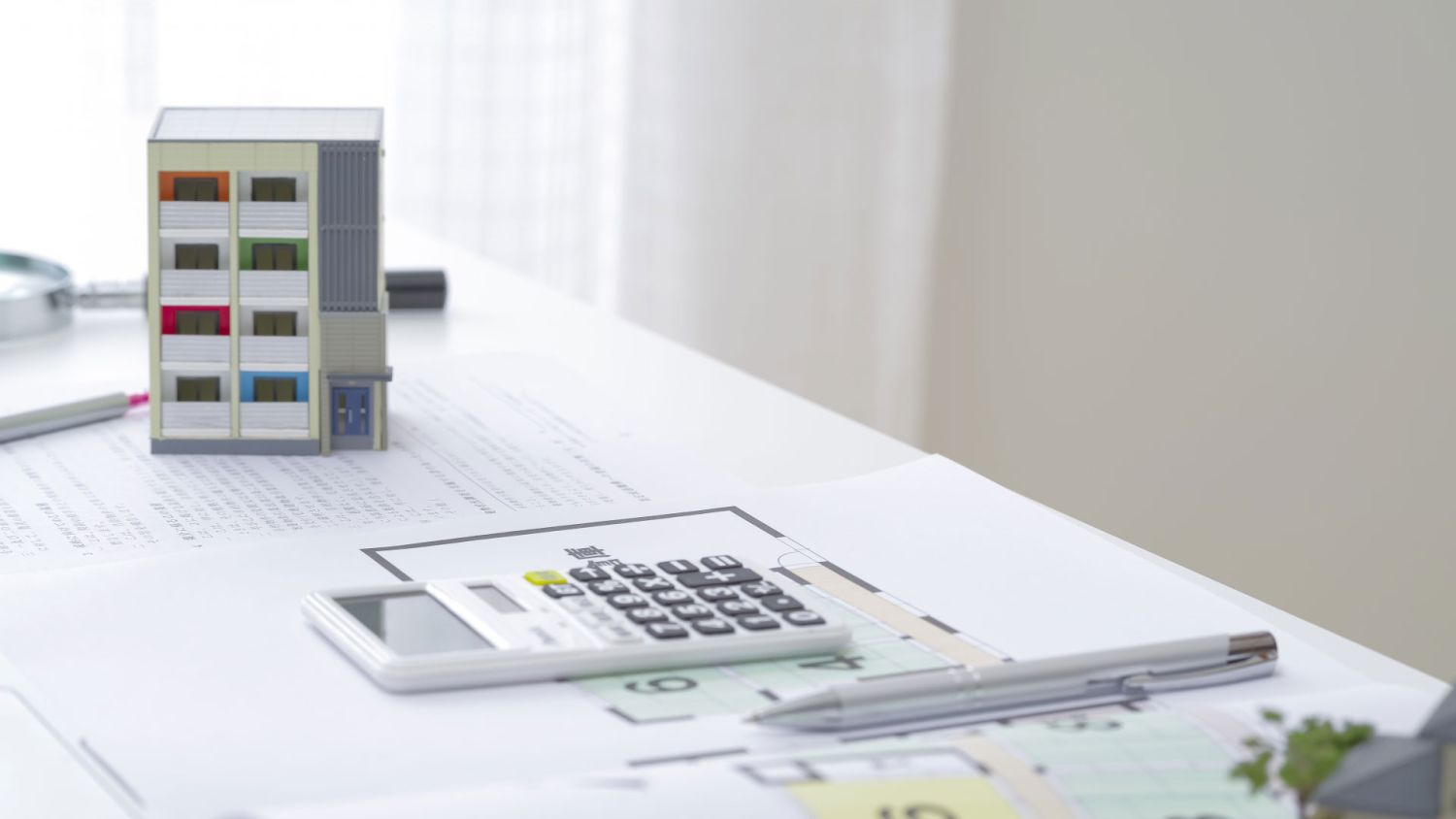 相続したマンションを売却するには?失敗しない売却の流れや売却にかかる費用と税金を解説