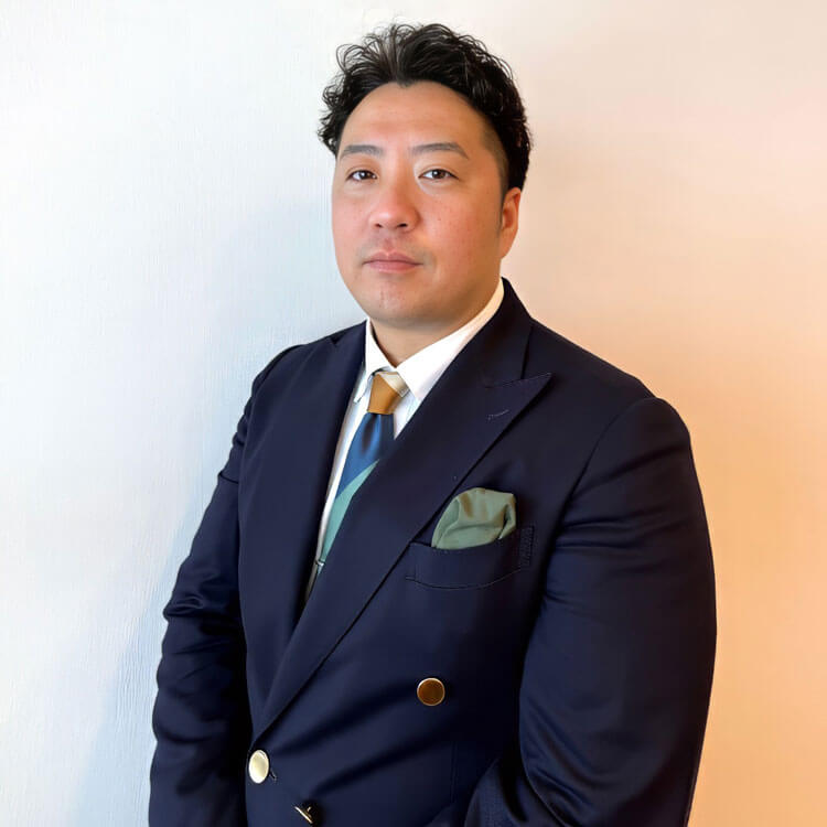 スタッフ紹介