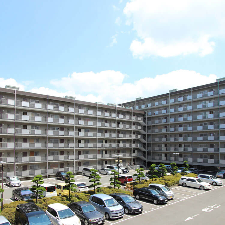 貸す